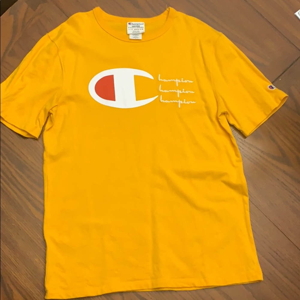 Champion T-Shirt